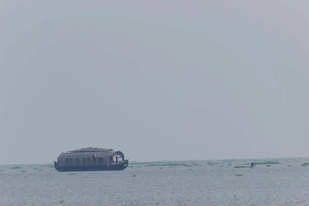 The World Backwaters, Alleppey Kumarakom Resort